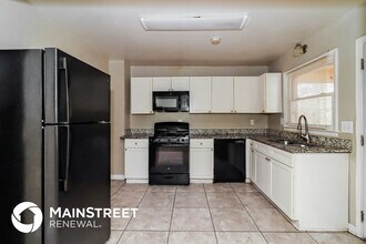 3919 Wisteria Ln SW, Unit 1-J in Atlanta, GA - Building Photo - Building Photo