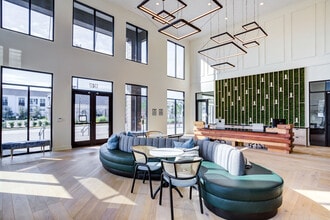 Harper Lake Houston in Humble, TX - Foto de edificio - Building Photo