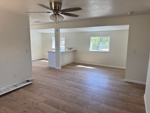 24336 Avenue 24 in Chowchilla, CA - Building Photo - Building Photo