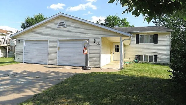 property at 812 Robert Pl