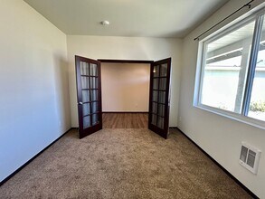 2309 North Middlecrest Drive in Ellensburg, WA - Building Photo - Building Photo