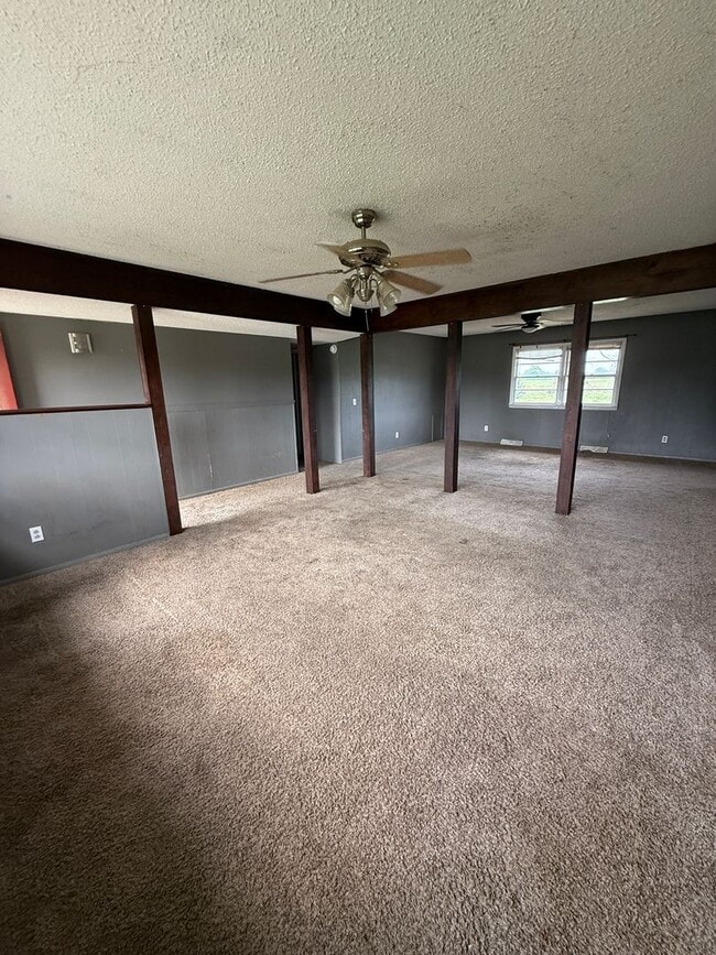 3250 North Hwy E in Springfield, MO - Building Photo - Building Photo