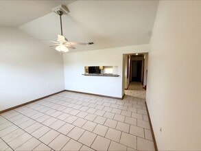 6246 Erin Dr in New Orleans, LA - Building Photo - Building Photo