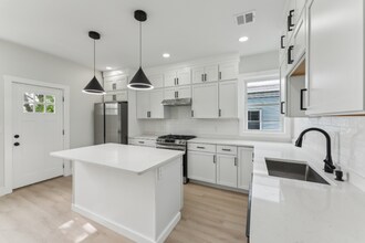 47 Brackett St in Boston, MA - Building Photo - Building Photo