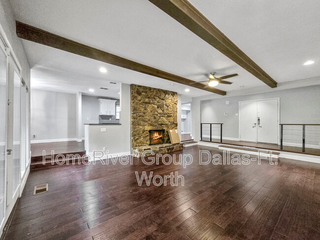 9033 Flicker Ln in Dallas, TX - Building Photo - Building Photo