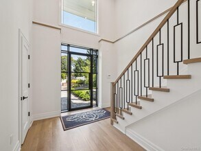 2 Arthur Pl in Woodbury, NY - Building Photo - Building Photo