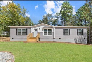 2030 Union Church Rd in Bishop, GA - Building Photo