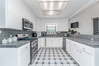 3755 Marwick Ave in Long Beach, CA - Building Photo - Building Photo