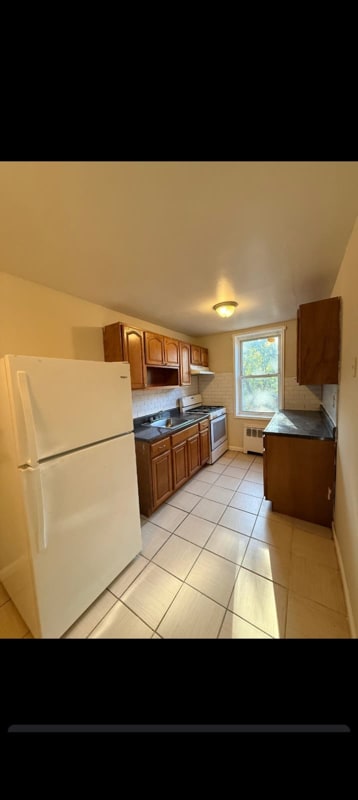 103 Chancellor Ave