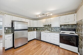 17 Hawthorne Rd in Broomall, PA - Building Photo - Building Photo