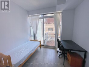 10-210 Willison Square in Toronto, ON - Building Photo - Building Photo