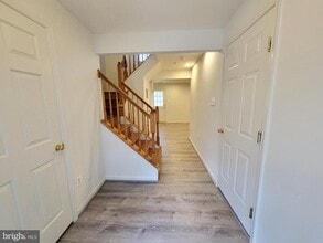 7128 Fox Harbor Way in Elkridge, MD - Building Photo - Building Photo