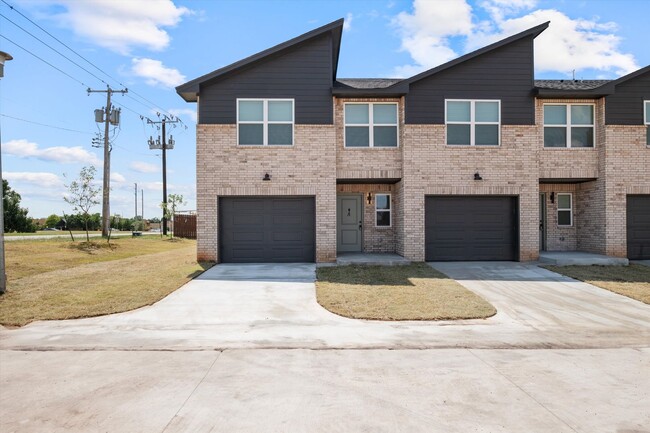 9701 SW 29th St-Unit -9701 SW 29th St in Oklahoma City, OK - Building Photo - Building Photo