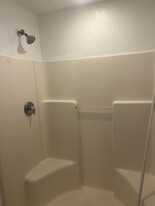 6039 E Adams St in Bay St. Louis, MS - Building Photo