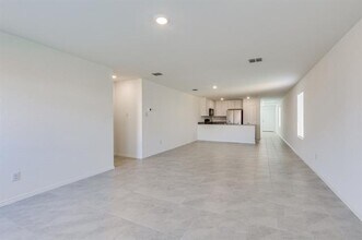 9780 Skyhawk Ave in Fort Worth, TX - Building Photo - Building Photo