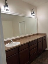 12214 Regatta Ln in Texas City, TX - Building Photo - Building Photo