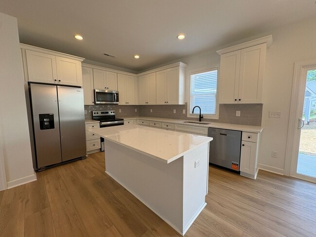 property at 3914 Amerigo St