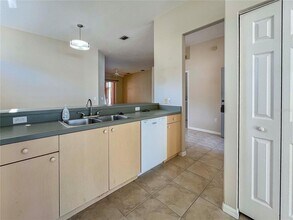 1782 Summer Breeze Way in Sarasota, FL - Building Photo - Building Photo