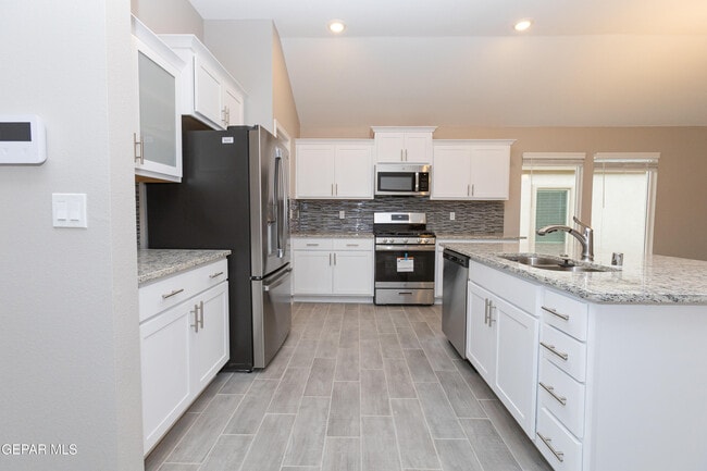 1217 Golden Summer Pl in Horizon City, TX - Building Photo - Building Photo