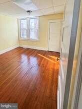 422 Edgewood St in Baltimore, MD - Building Photo - Building Photo