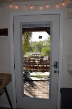 2474 Endicott St in Los Angeles, CA - Foto de edificio - Building Photo