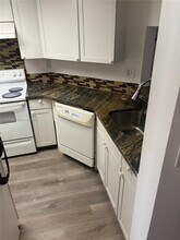 2837 N Course Dr in Pompano Beach, FL - Foto de edificio - Building Photo