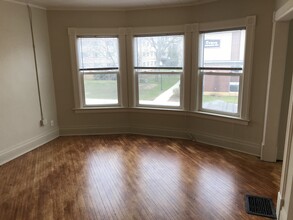 716 W Lincoln Ave in Oshkosh, WI - Building Photo - Building Photo