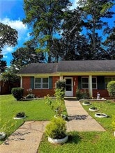 137 Kimberly Way SW in Marietta, GA - Building Photo - Building Photo