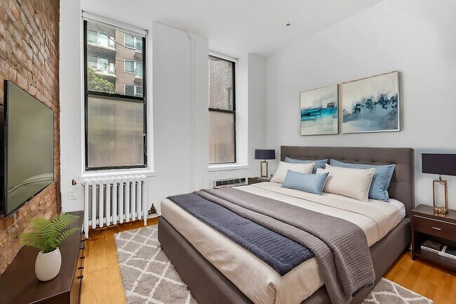 86 Clinton St, Unit 17 in New York, NY - Foto de edificio - Building Photo