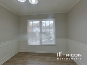 7325 Fallow Ln in Charlotte, NC - Building Photo - Building Photo