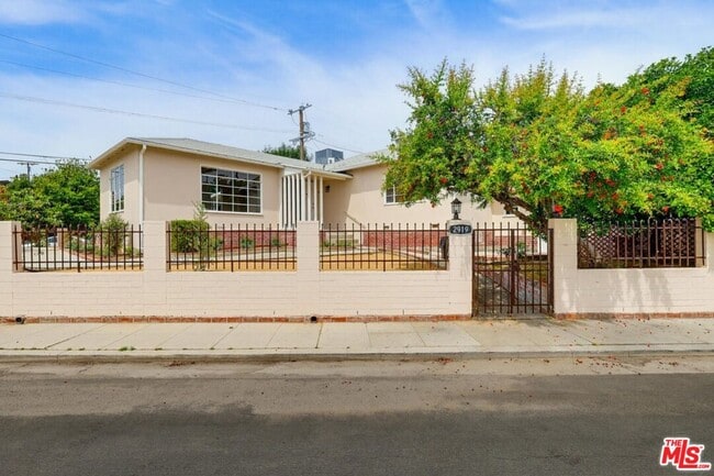 2919 Maxwell St in Los Angeles, CA - Building Photo - Building Photo