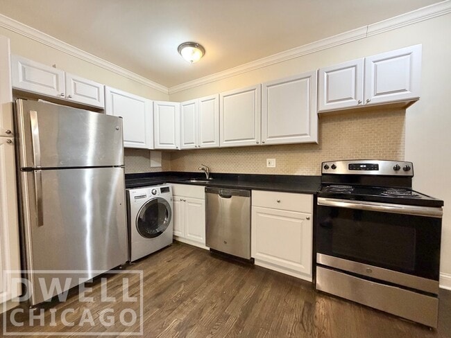 3346 N Marshfield Ave, Unit 1 in Chicago, IL - Foto de edificio - Building Photo