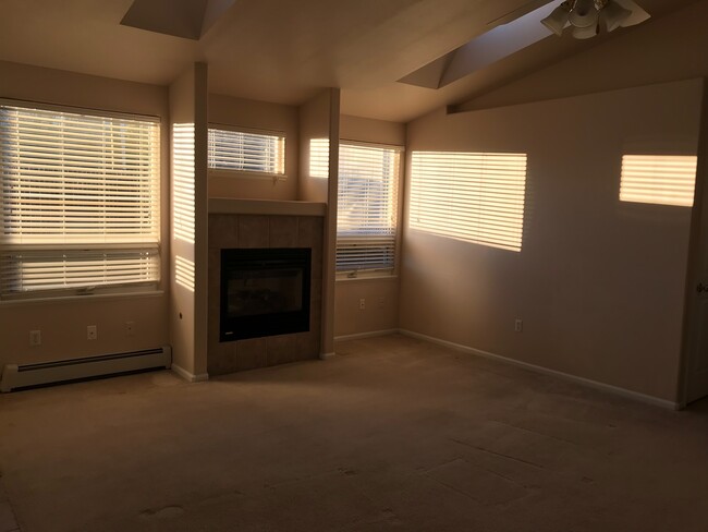 302 Arbor Ln in Cheyenne, WY - Building Photo - Building Photo