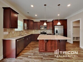 217 Cliffview Dr in Garner, NC - Building Photo - Building Photo