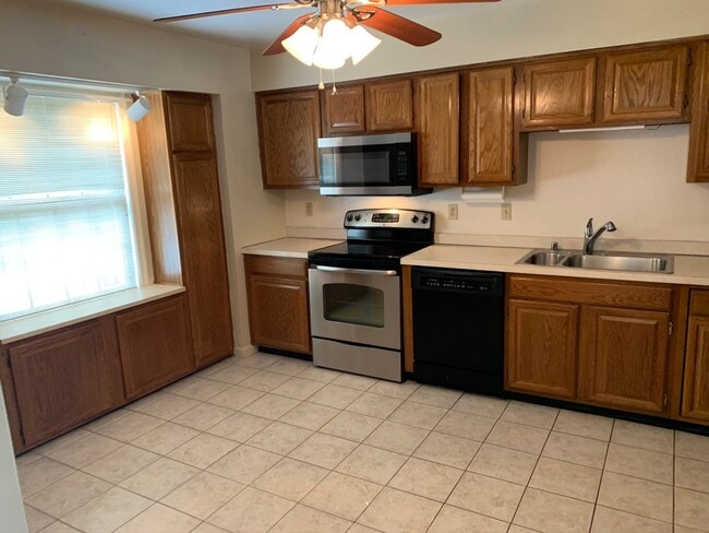 4 River Way in Wilmington, DE - Building Photo - Building Photo