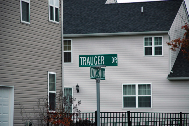 703 Traugers Dr in Perkasie, PA - Building Photo - Building Photo