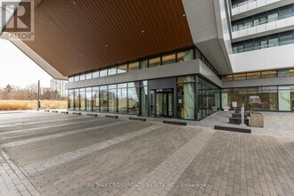 30 Shore Breeze Dr in Toronto, ON - Building Photo - Building Photo