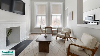 617 W Lexington St in Baltimore, MD - Building Photo