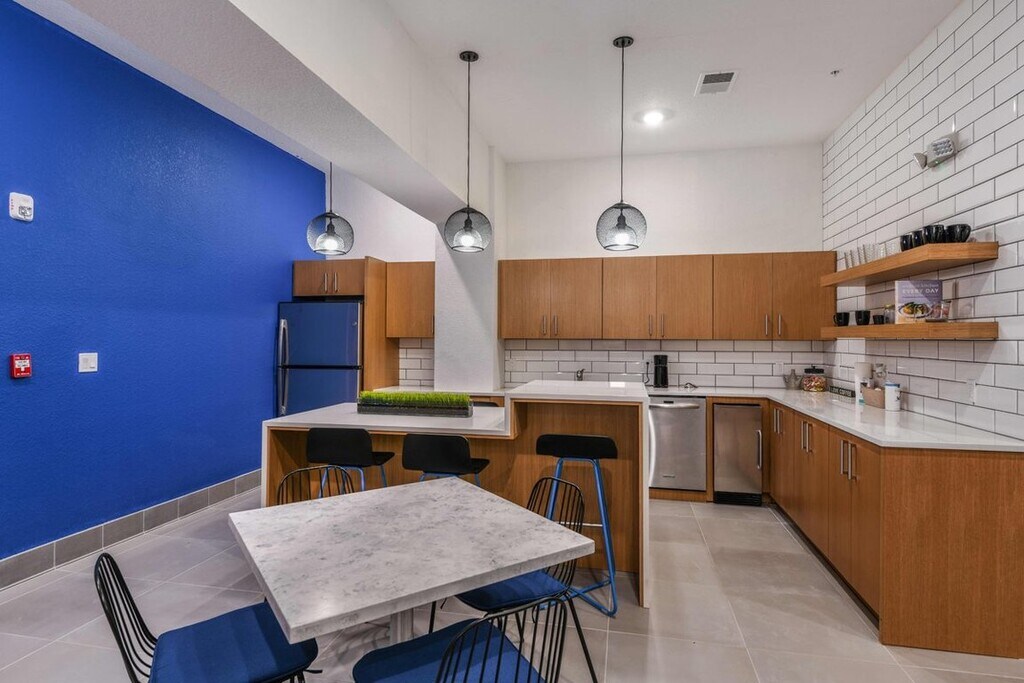 Parramore Oaks Apartments in Orlando, FL