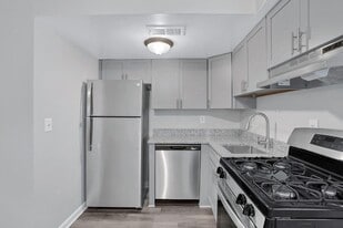 Riverstone I in Chesapeake, VA - Building Photo