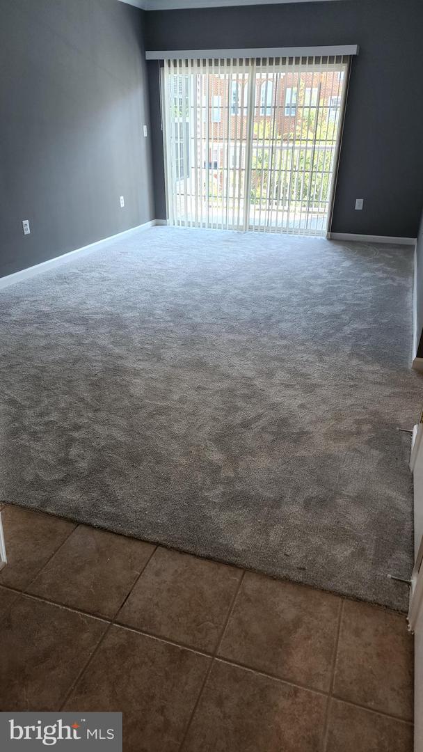 9713 Handerson Pl-Unit -302 in Manassas Park, VA - Building Photo - Building Photo