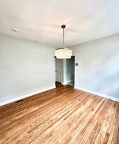 8837 S Wallace St, Unit Apt 2 in Chicago, IL - Building Photo