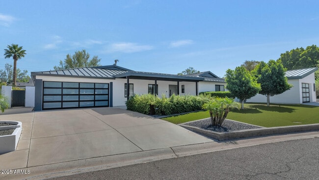 property at 3420 E Oregon Ave