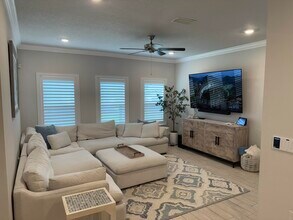 382 Lightning Bug Ln in Freeport, FL - Building Photo - Building Photo