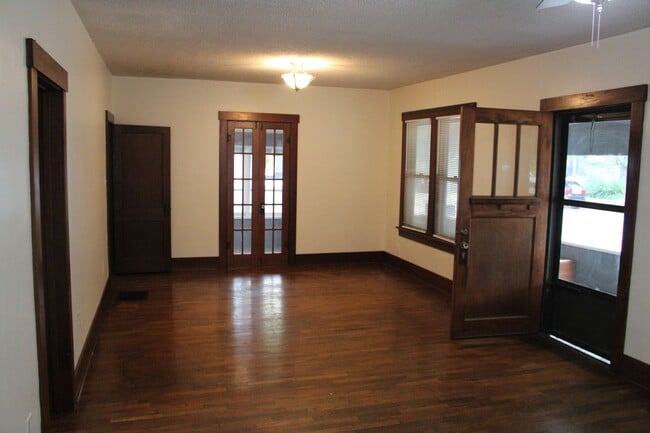 1732 Laramie St in Manhattan, KS - Building Photo - Building Photo