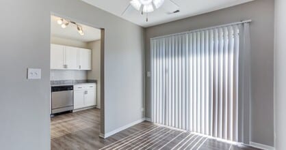 Brook Run in Arlington Heights, IL - Building Photo - Building Photo