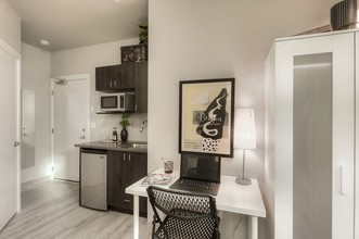 Alcove Ballard Apartments in Seattle, WA - Building Photo - Interior Photo