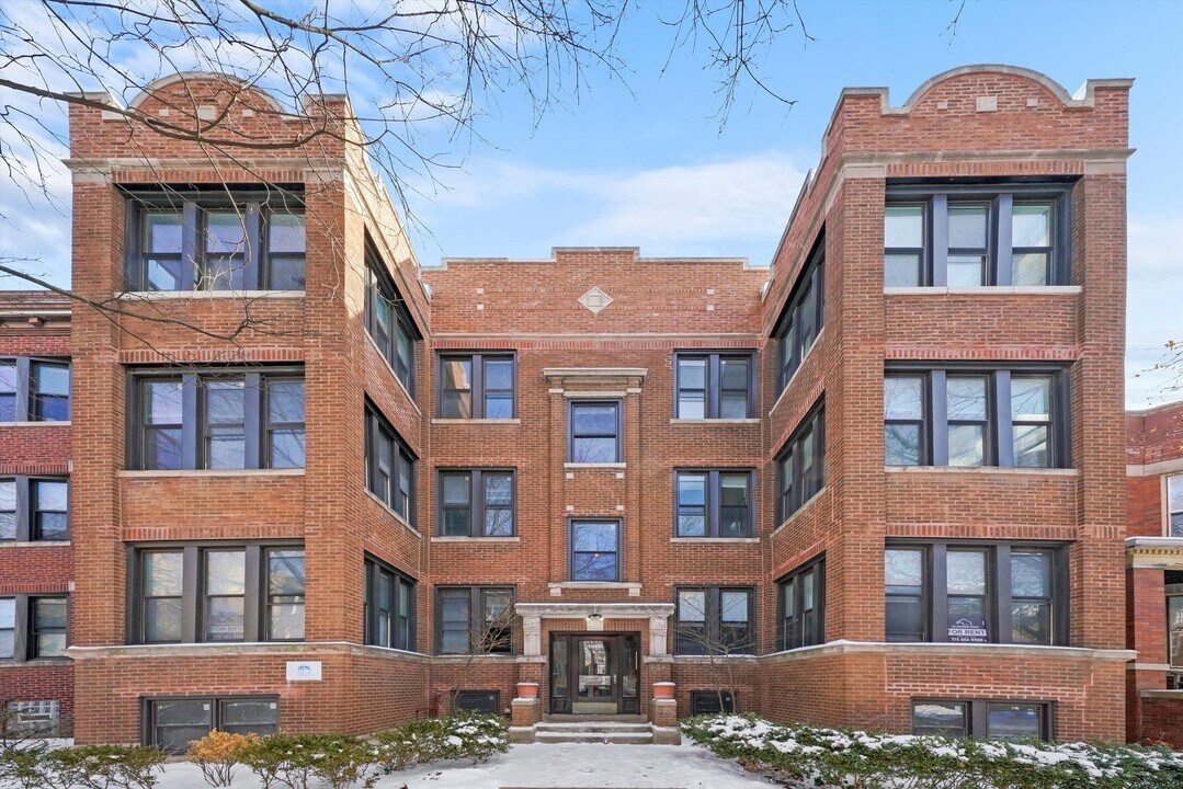 6341 N Wayne Ave in Chicago, IL - Building Photo