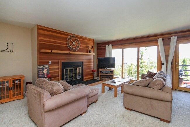 property at 91300 Ryan Gulch Rd