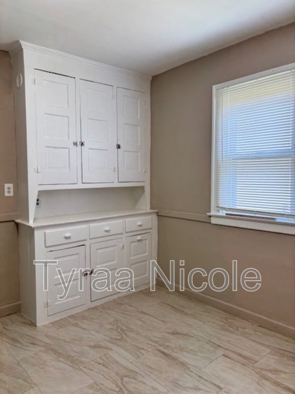 4915 Maplewood Ave in Detroit, MI - Building Photo - Building Photo